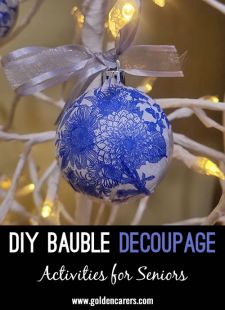 DIY Bauble Decoupage 